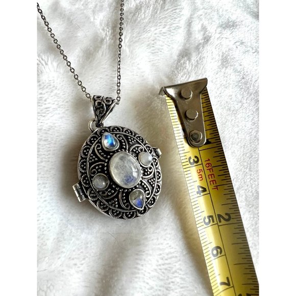 925 Vintage Style Rainbow Flash Moonstone POISON Locket Pendant Necklace - Picture 3 of 12